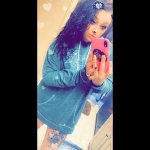 Meet your Posher, Kori